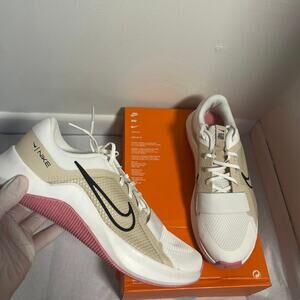 Nike MC Trainer 2 Women’s Size 11 Sail Sanddrift Pink Gym Shoes
